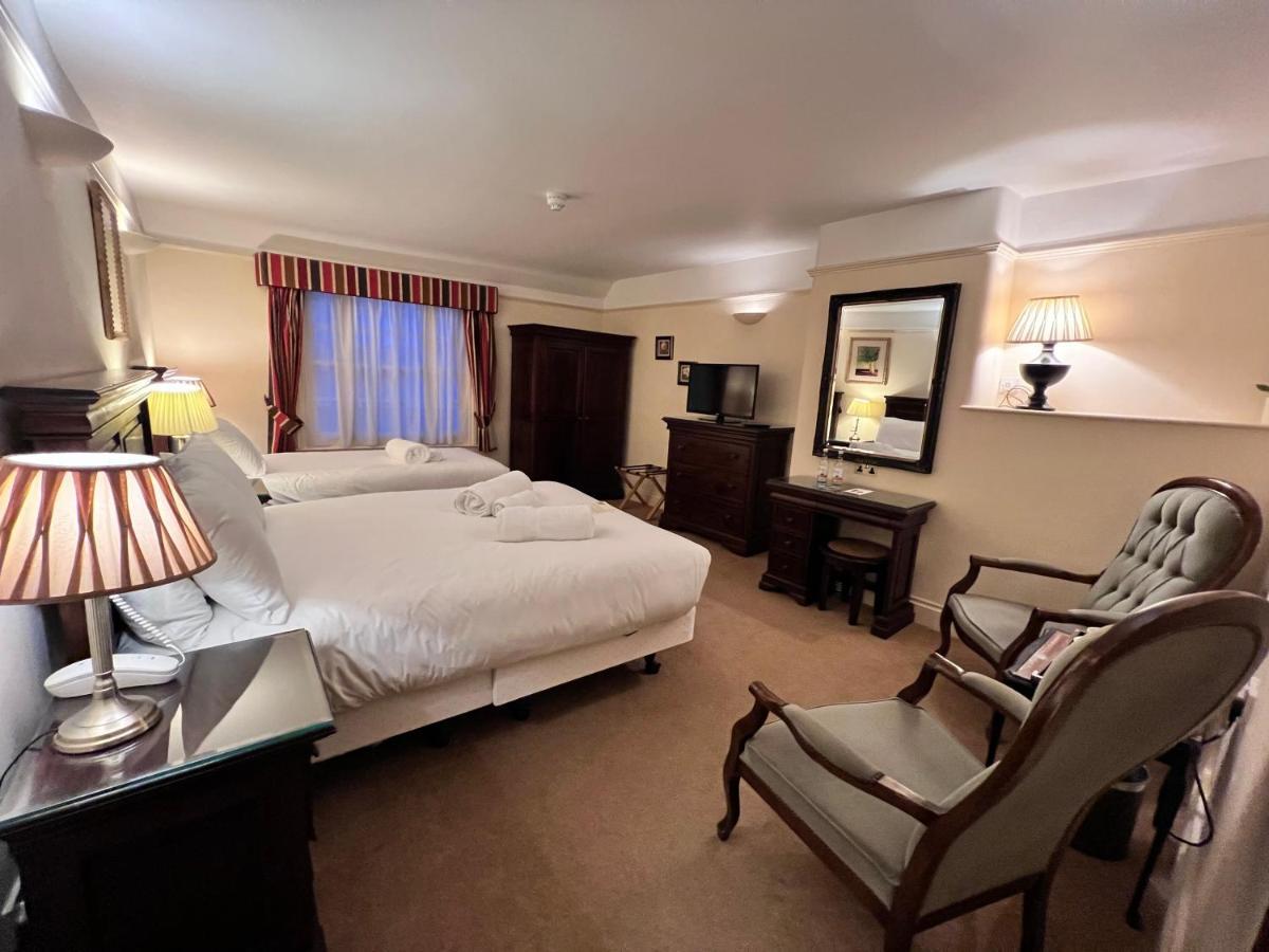 The Royal Lion Hotel Лайм Риджис Екстериор снимка