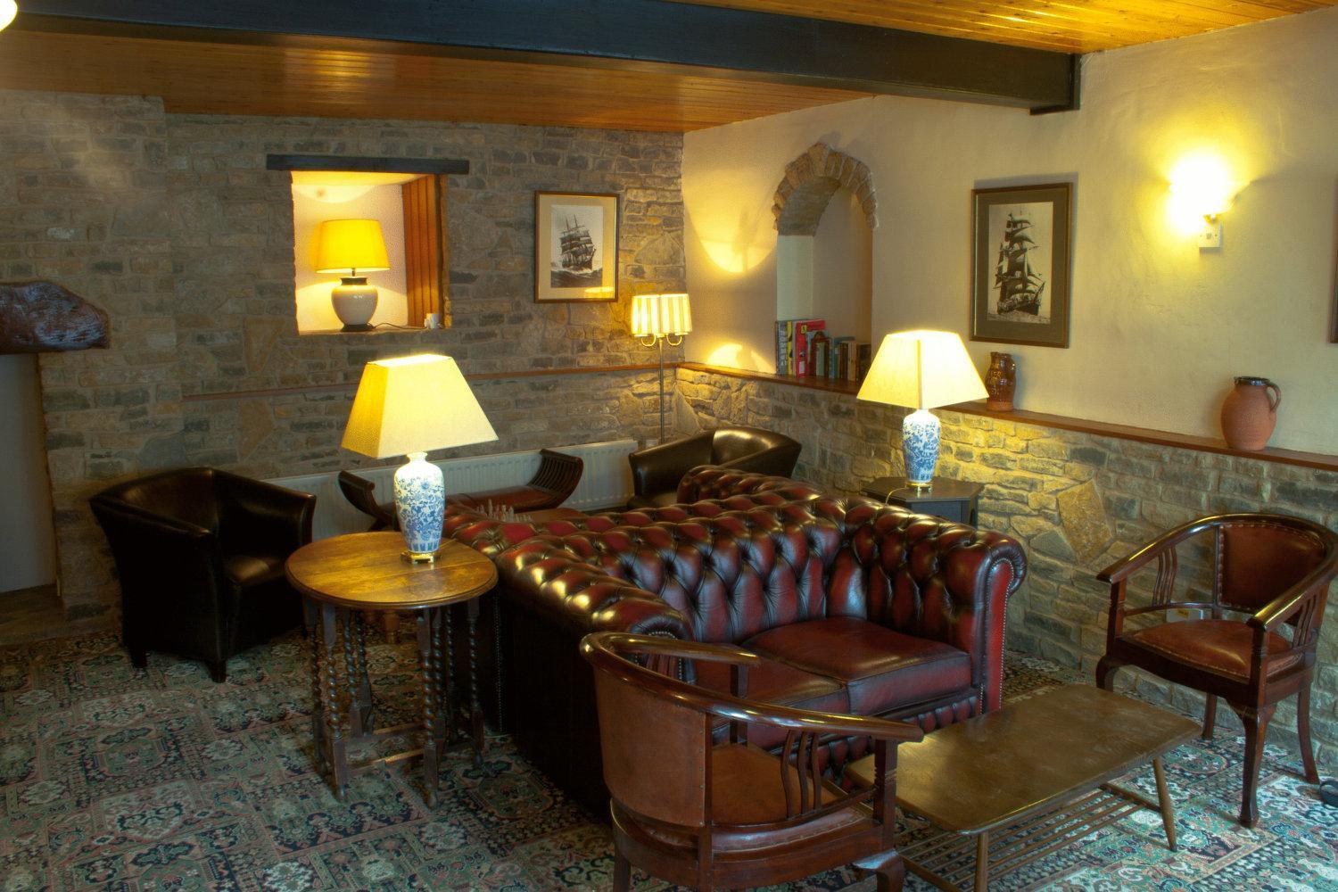 The Royal Lion Hotel Лайм Риджис Екстериор снимка